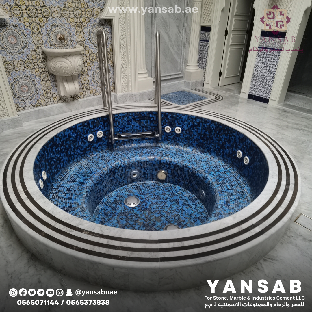 جاكوزي فاخر داخلي في فيلا بالعين